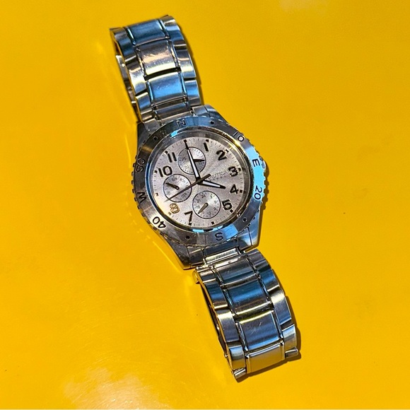 Vintage Nautica Stainless Steel Watch - Picture 8 of 16